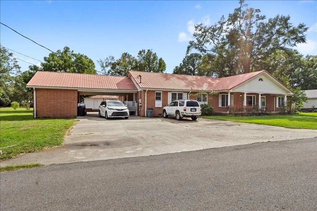 140 Myrtle St, Taylorsville, MS 39168 - #1