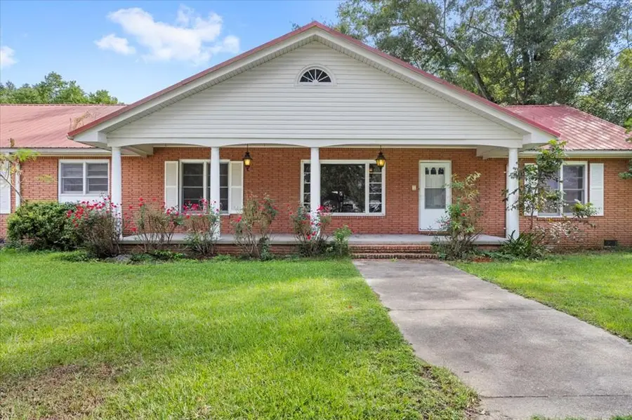140 Myrtle St, Taylorsville, MS 39168 - #2