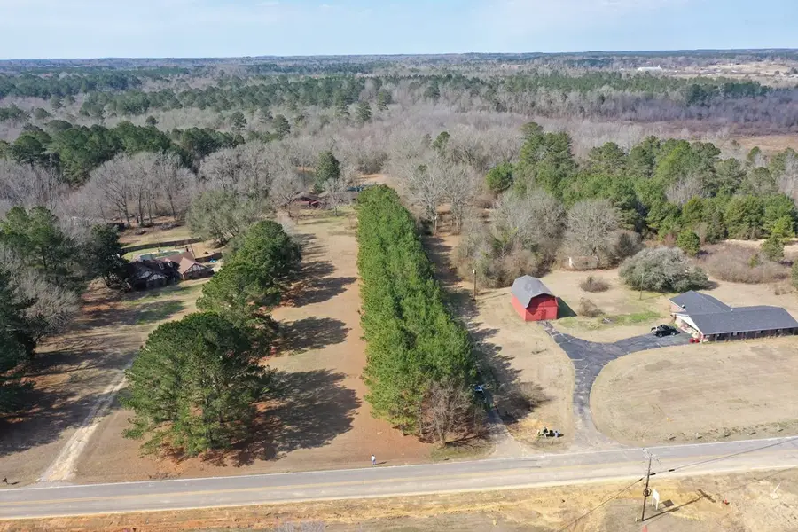 1305 Springhill Rd, Laurel, MS 39443 - #3