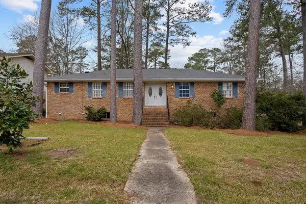 103 Parks St, Collins, MS 39428