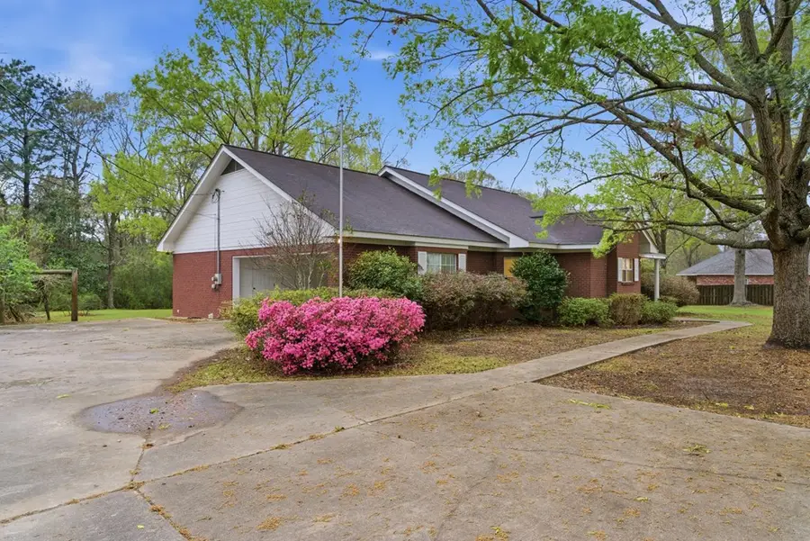 33 Joe Traylor, Hattiesburg, MS 39402 - #3