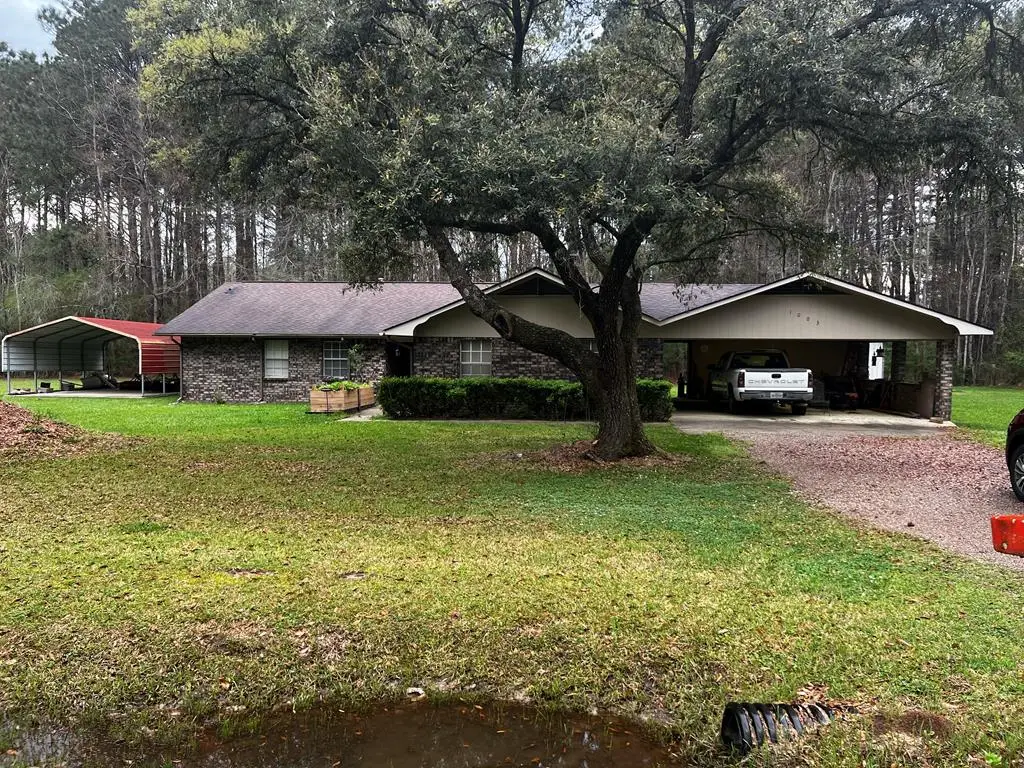 1003 Willow Street, Sandersville, MS 39477 - #1