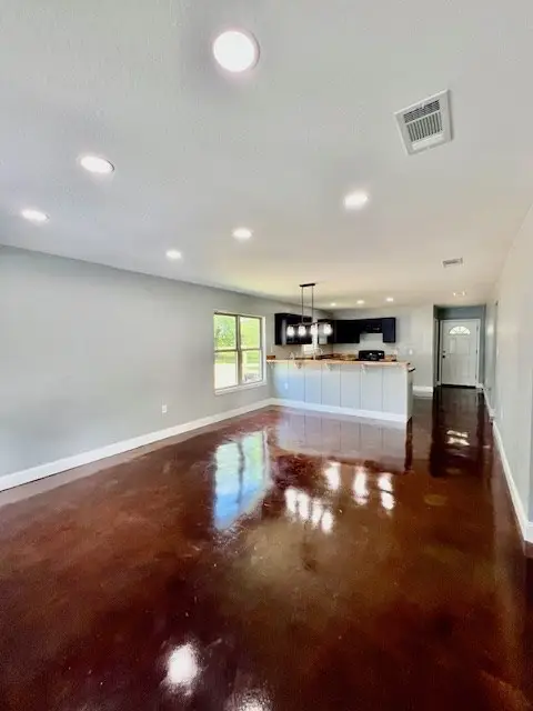 406 Willow St, Sandersville, MS 39477 - #2