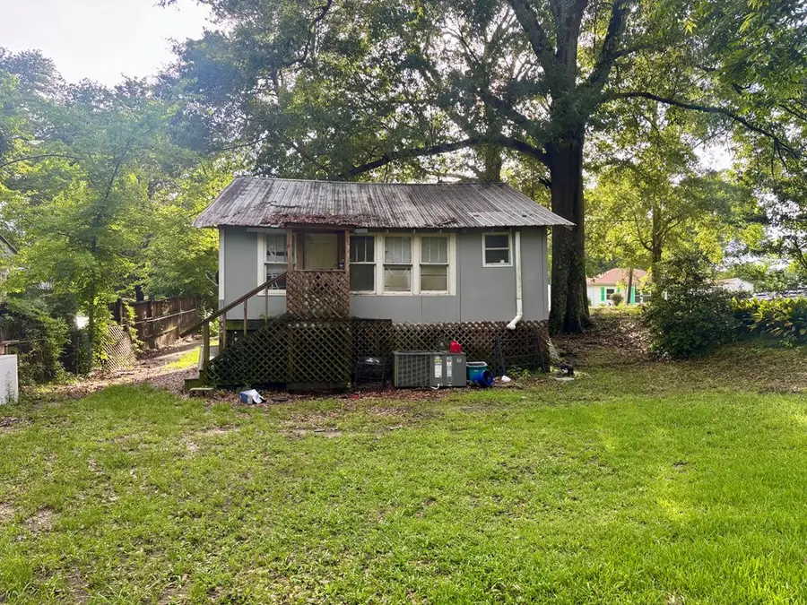 2329 N 5th Ave, Laurel, MS 39440 - #3
