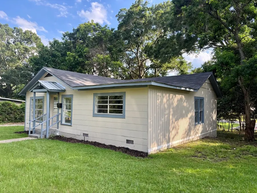 1122 N 9th Ave, Laurel, MS 39440 - #2