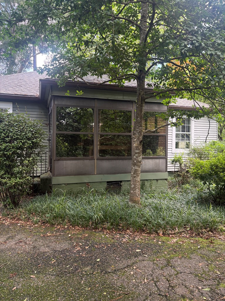 2140 N. 7th Avenue, Laurel, MS 39440 - #3