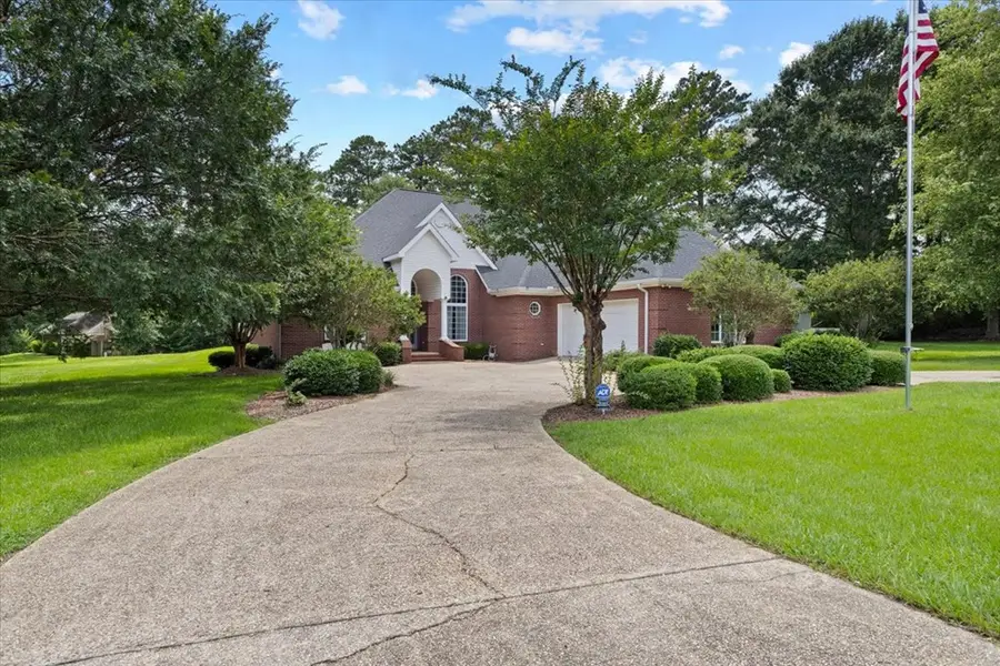 11 Bentwood Lane, Laurel, MS 39443 - #3