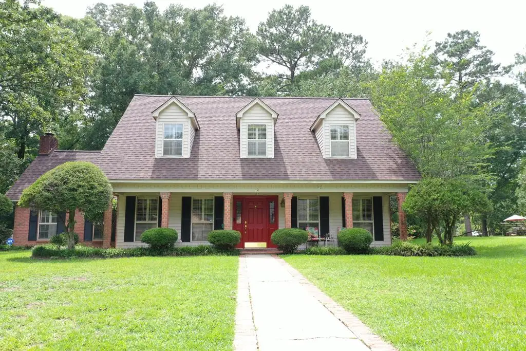 2 Heritage Trail, Laurel, MS 39440 - #1
