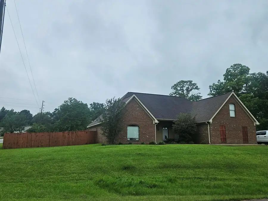 101 Grandview Dr., Florence, MS 39073 - #2