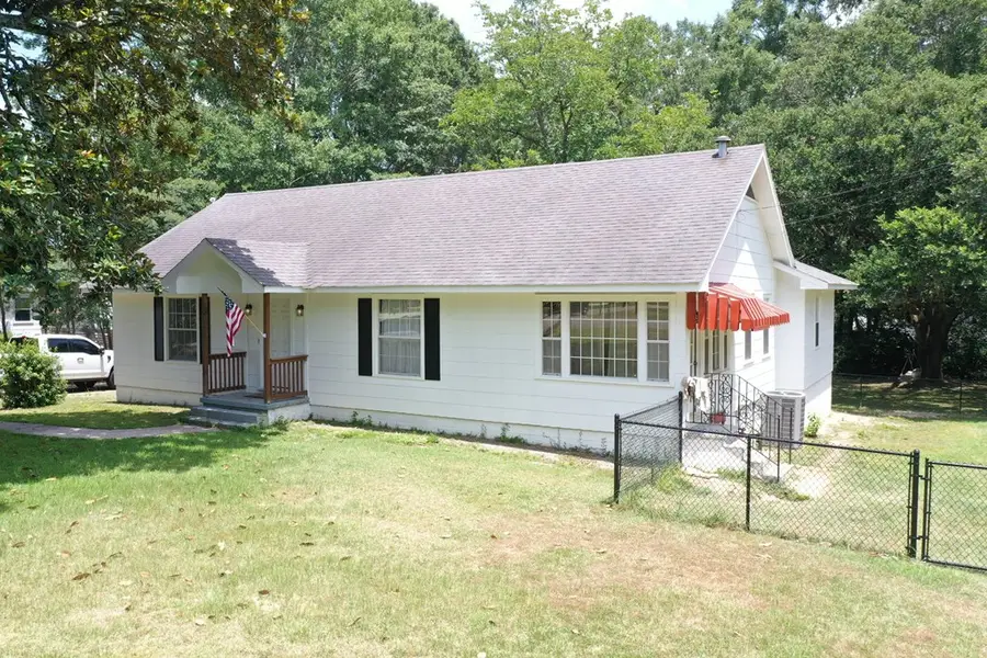 1727 Old Bay Springs Rd, Laurel, MS 39440 - #2