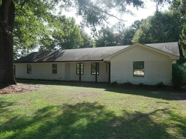 1501 Azalea Drive, Waynesboro, MS 39367