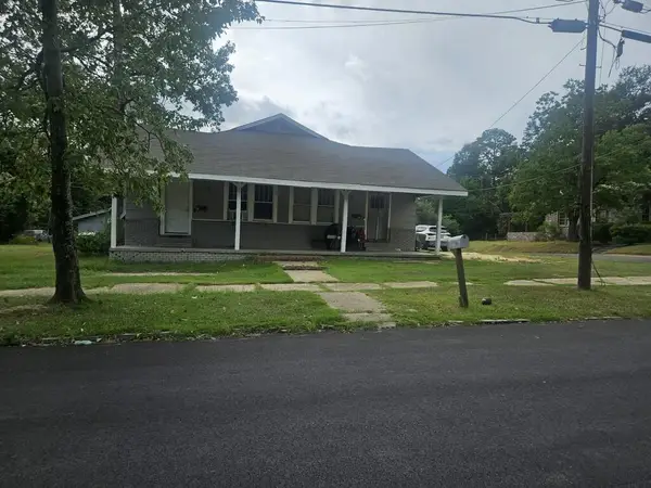 1034 N. 2nd Ave., Laurel, MS 39440