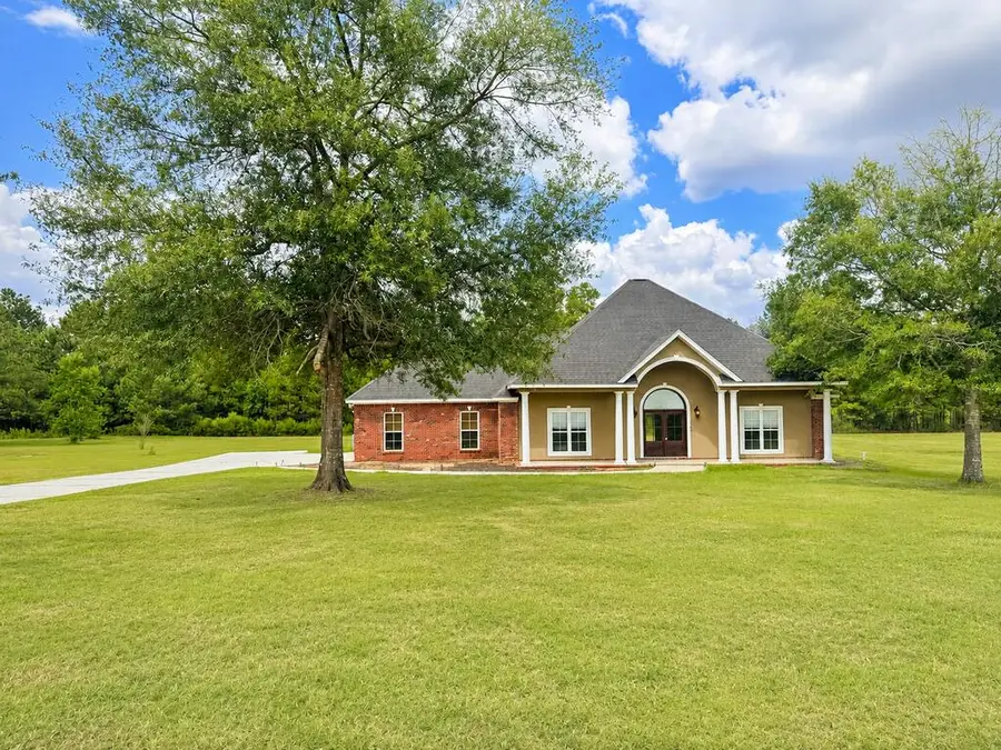 135 Joan Dr, Ellisville, MS 39437 - #2