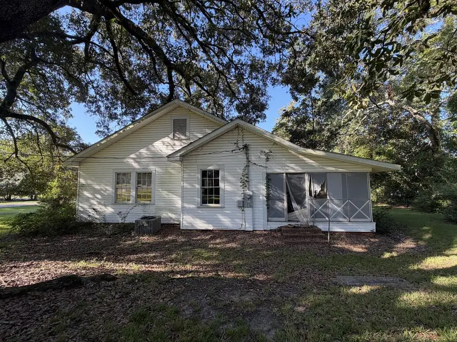 202 Ivy St. W, Ellisville, MS 39437 - #3