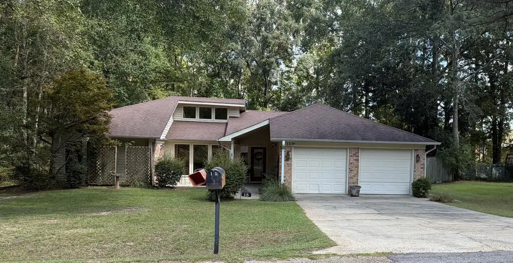15 Village Park Dr, Laurel, MS 39440 - #1