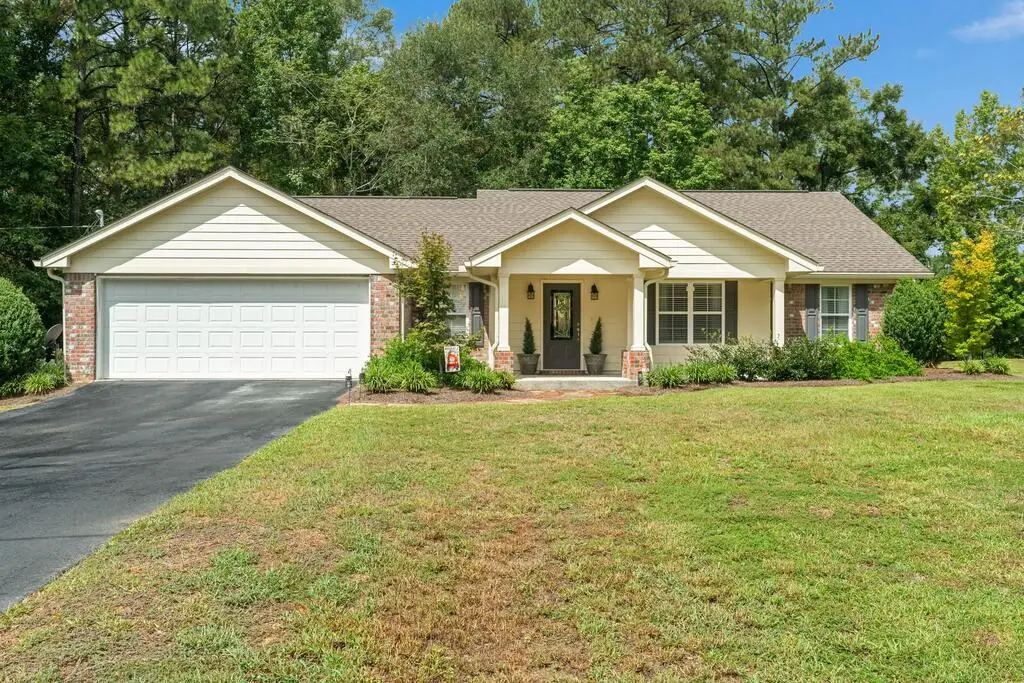 183 Martha Robinson Rd, Ellisville, MS 39437 - #1