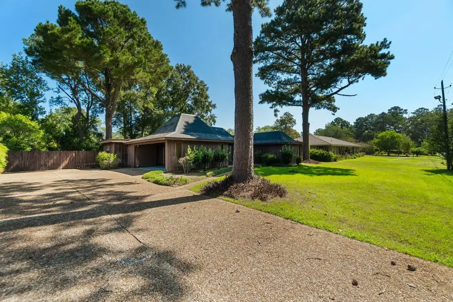 1521 Old Amy Rd, Laurel, MS 39440 - #3