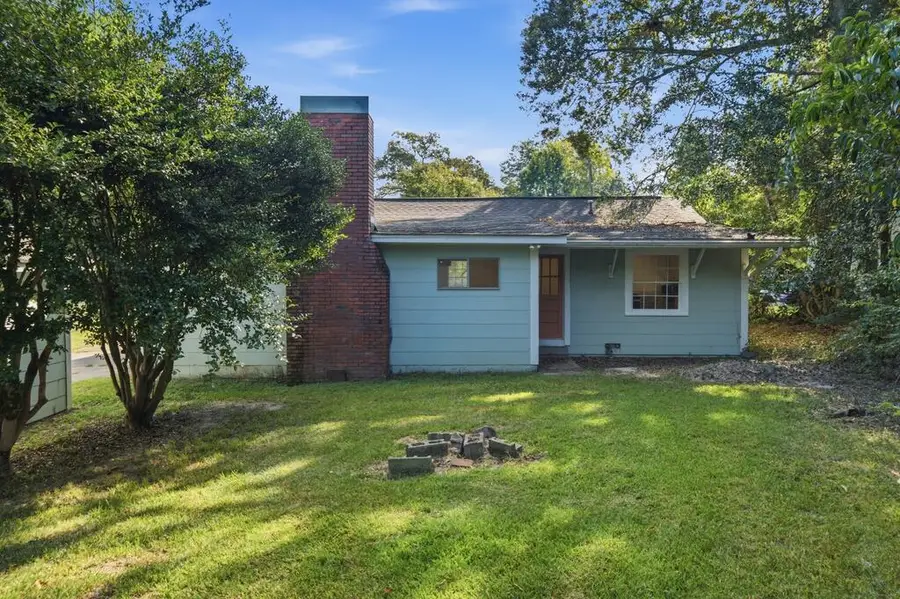 112 N 19th Ave, Hattiesburg, MS 39440 - #3