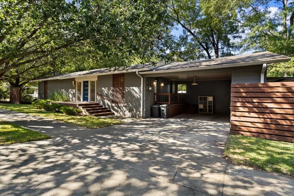 503 W 13th St, Laurel, MS 39440 - #1