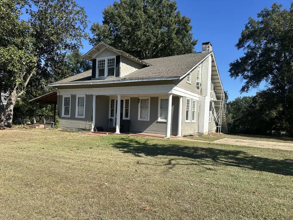 304 S Court St, Ellisville, MS 39437 - #1