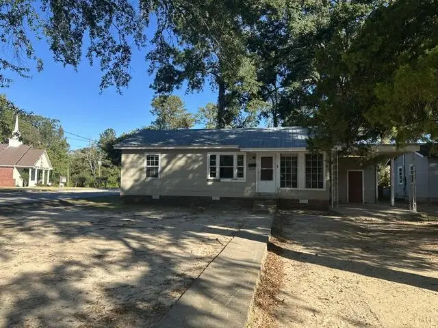 1833 Julian St, Laurel, MS 39440 - #1