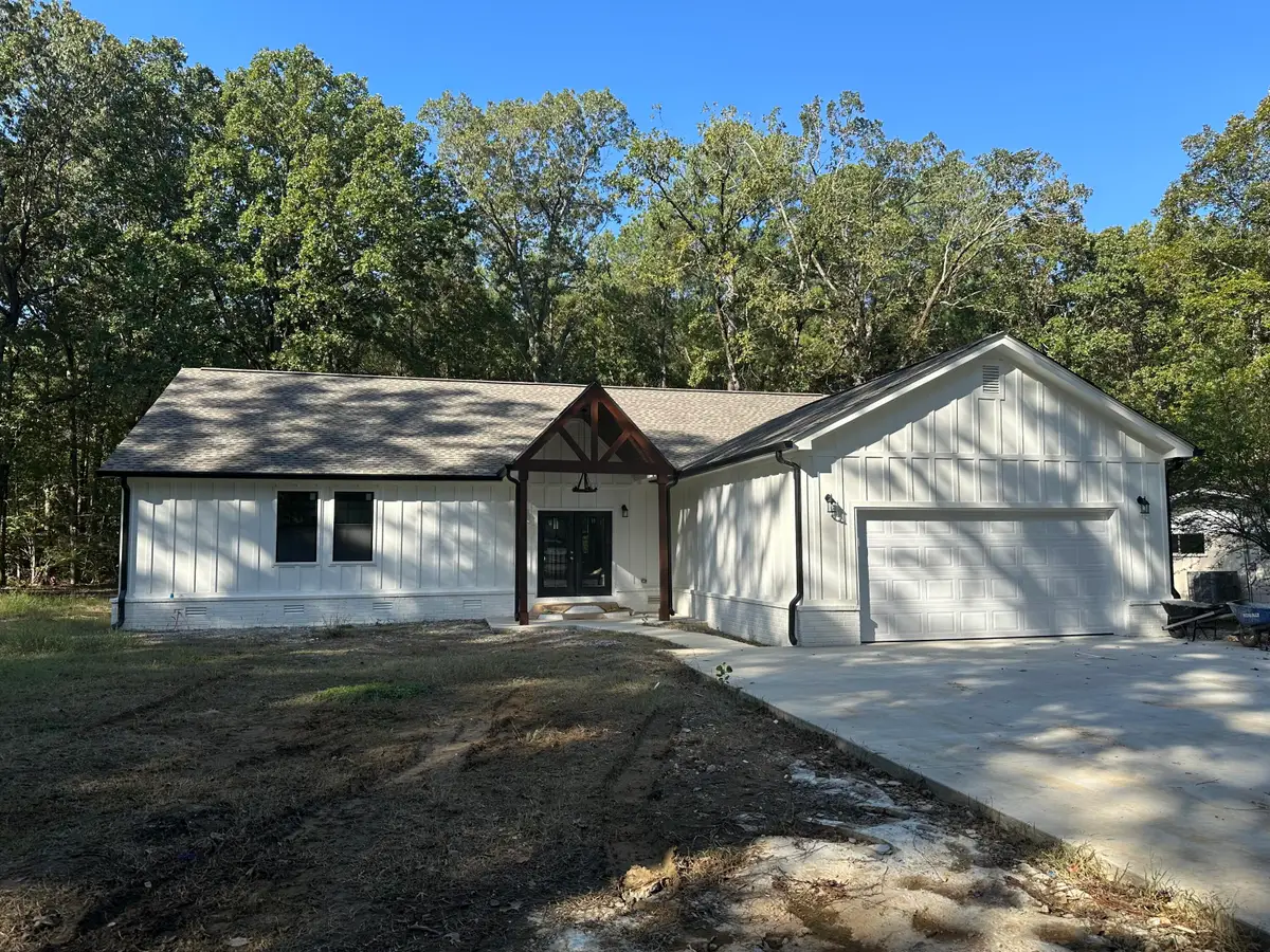 1315 Moss Hill, New Albany, MS 38652 - Image #1