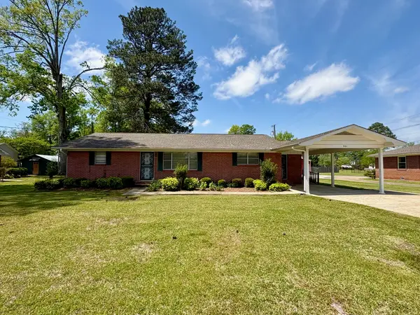 901 N Boulevard Dr., Amory, MS 38821