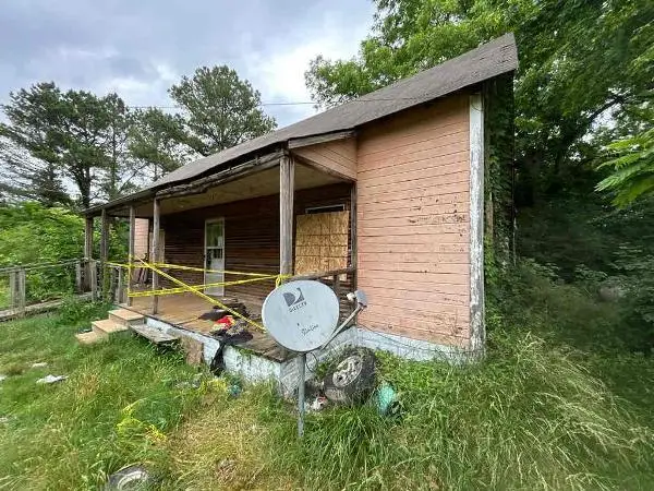 3780 Cane Creek Rd., Thaxton, MS 38871 - #2