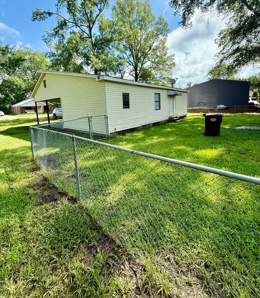 808 Mulberry St., Amory, MS 38821 - Image #2