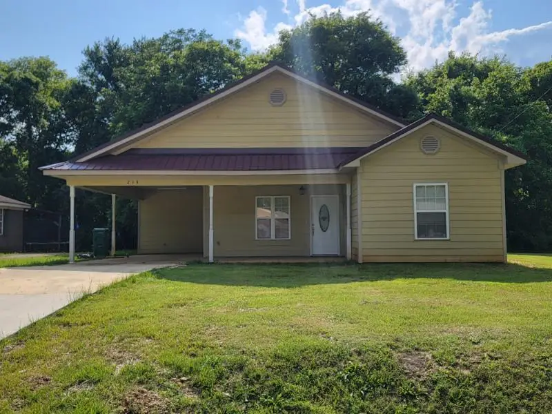 213 N Carter, Okolona, MS 38860 - Image #1
