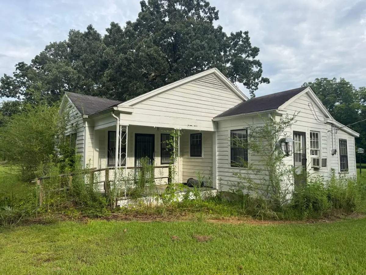 10028 Staff Circle, Aberdeen, MS 39730 - Image #1