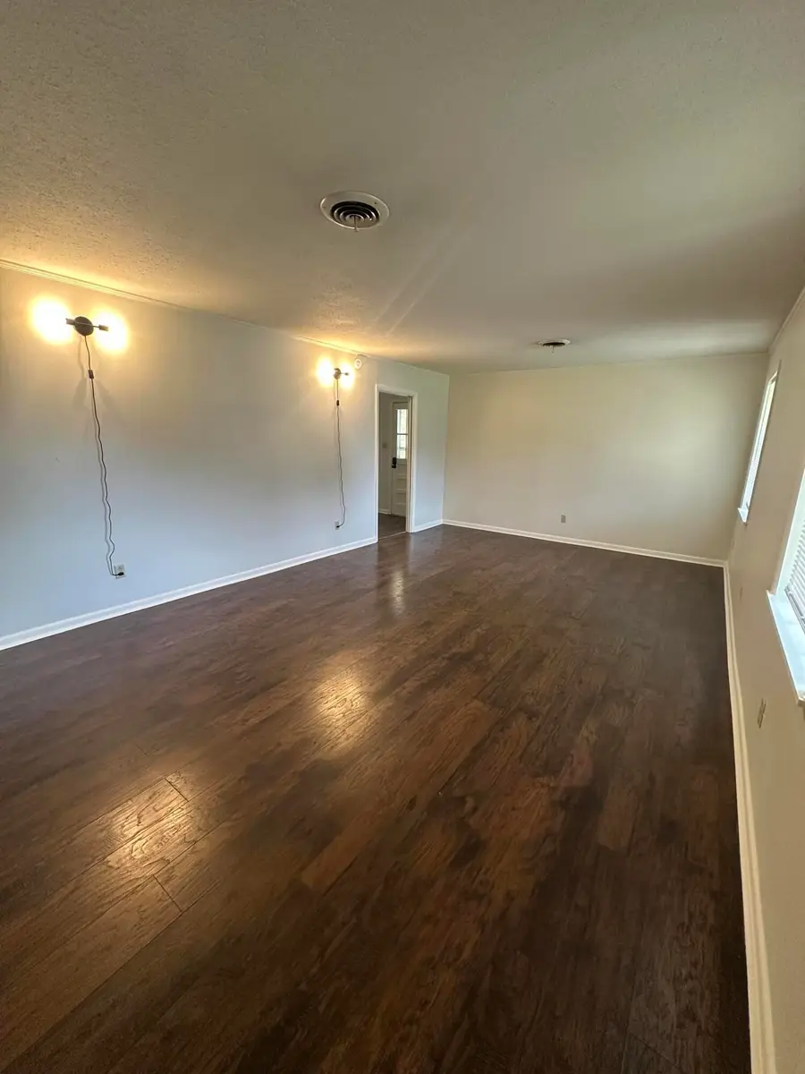 1303 Van Buren Ave., Tupelo, MS 38801 - Image #3