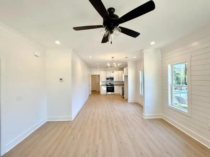 1129 Chapman, Tupelo, MS 38804 - Image #2