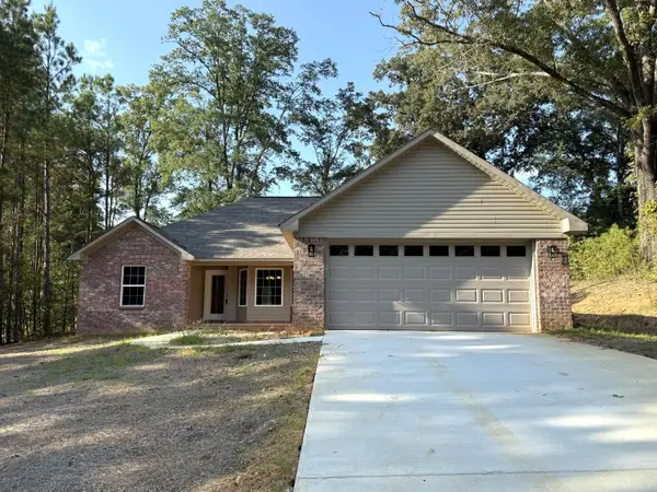 31 Indian Creek Road, Fulton, MS 38843