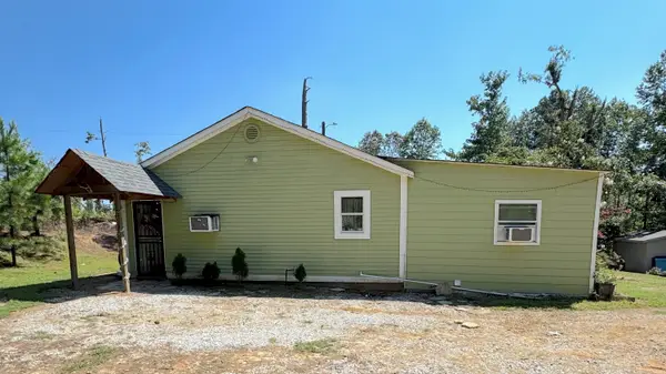 853 Lakeside Dr., Walnut, MS 38683