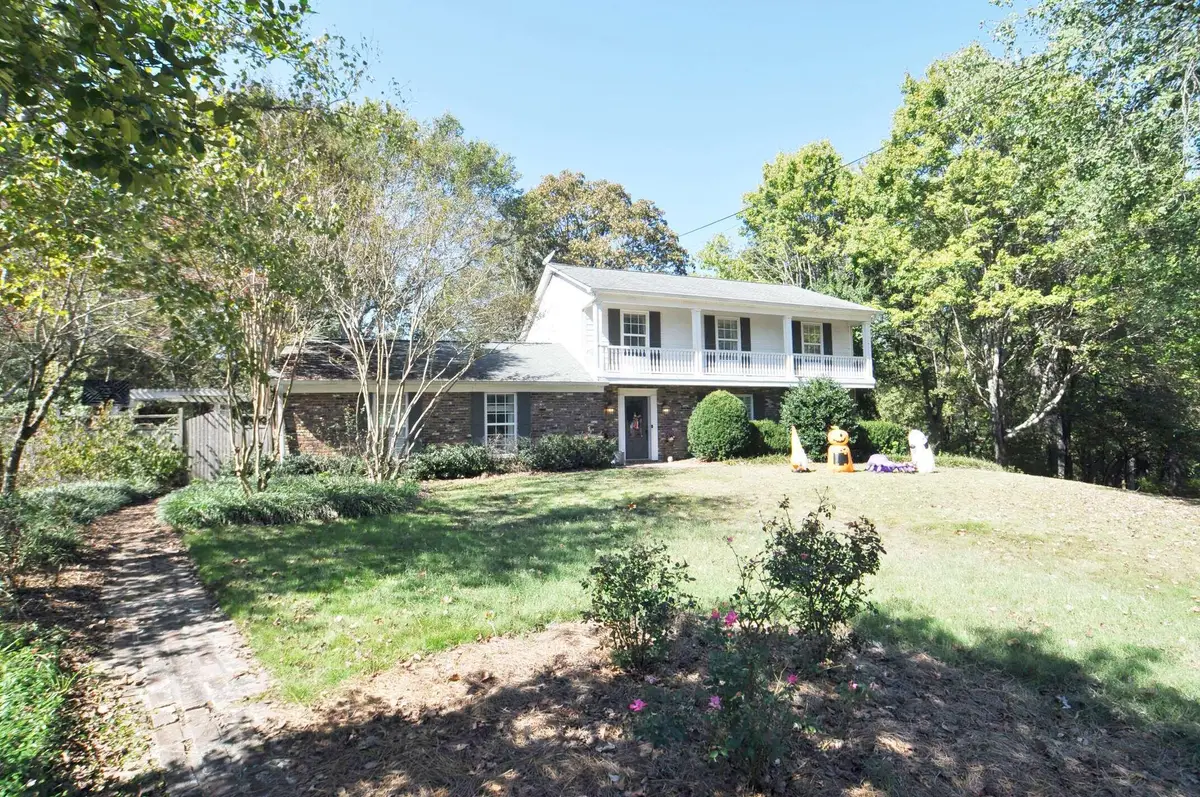 1917 Allyson Dr., Tupelo, MS 38804 - Image #1