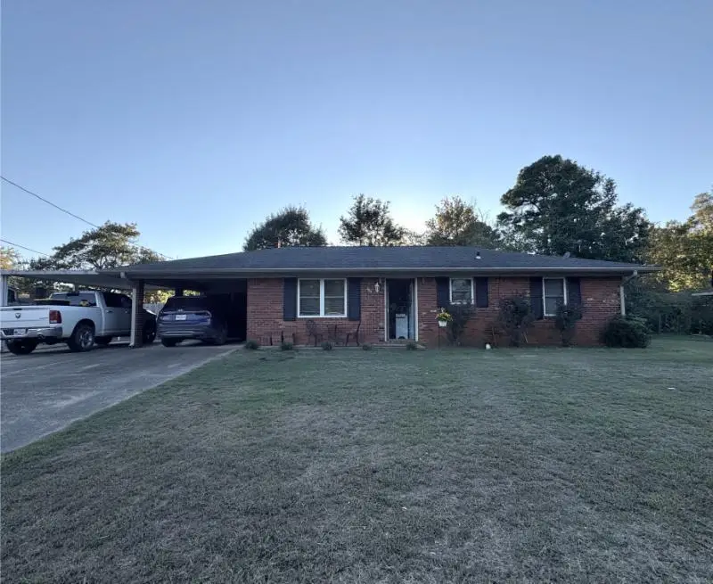 263 Rosanne St., Pontotoc, MS 38863 - Image #1