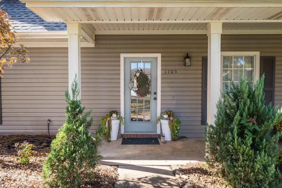 1705 Lakefield Drive, Tupelo, MS 38801 - Image #2