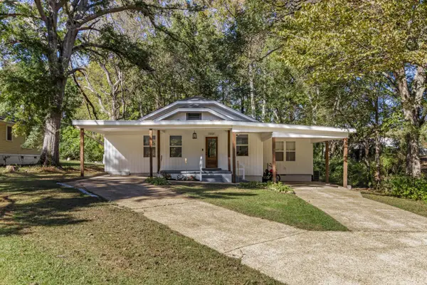 1809 Martin Hill Dr., Tupelo, MS 38804