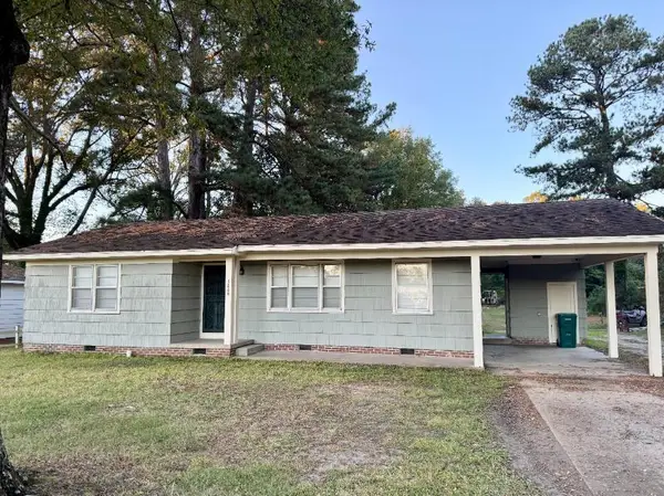 1228 W Jackson St., Tupelo, MS 38801