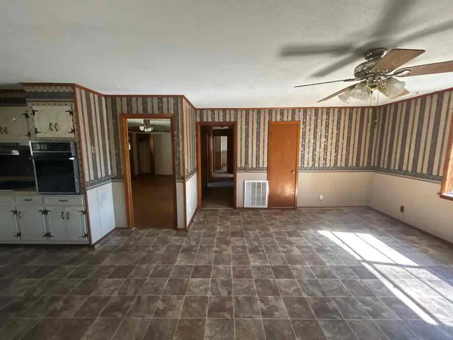 455 W Reynolds, Pontotoc, MS 38863 - Image #3