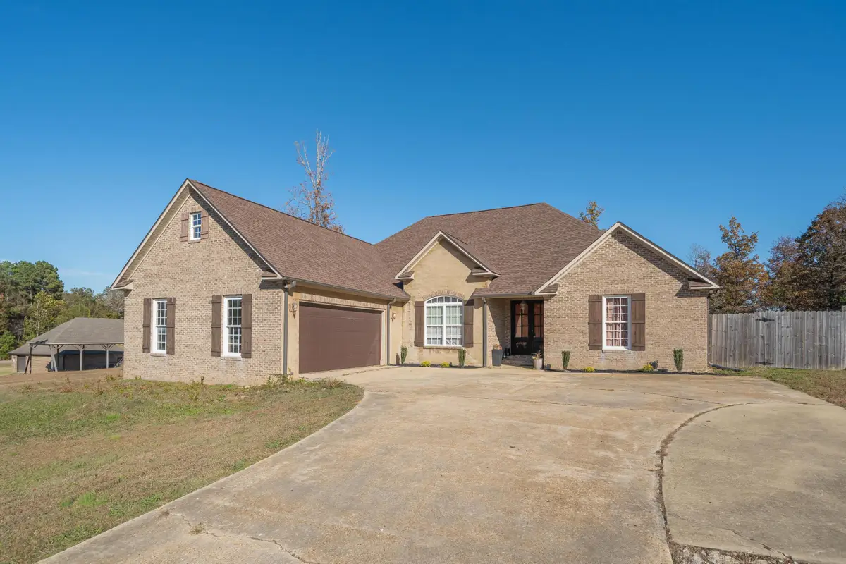 200 Crossridge, Mooreville, MS 38857 - Image #1