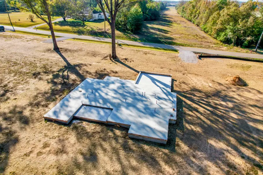 711 Oxford Loop, New Albany, MS 38652 - Image #2