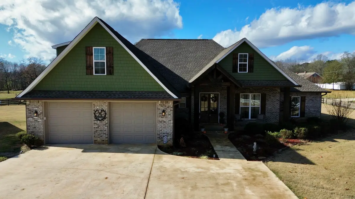 11 Twelve Oaks, Sherman, MS 38869 - Image #1