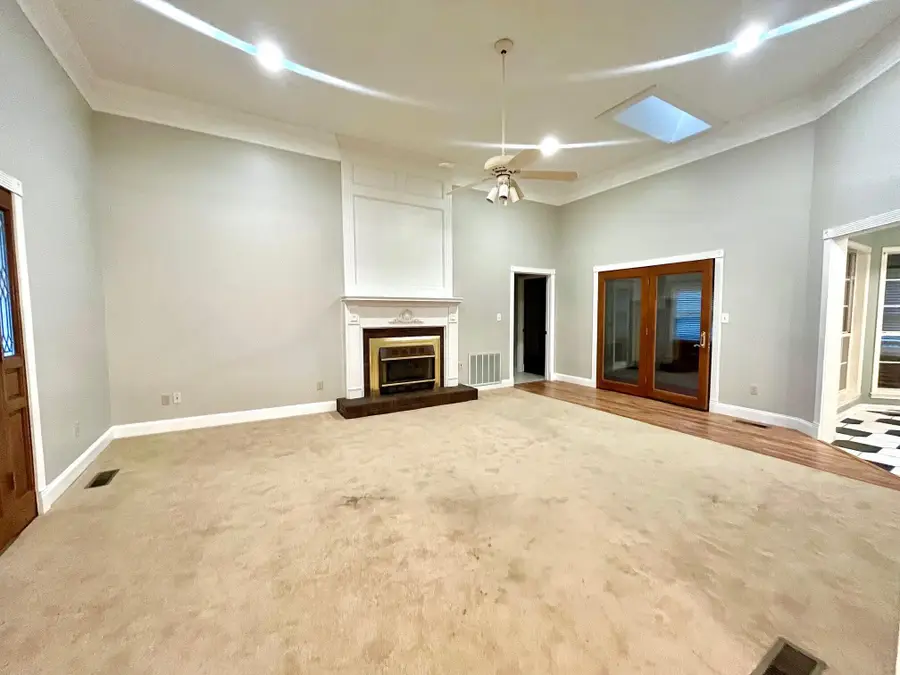 1904 W Linden St., Corinth, MS 38834 - Image #2