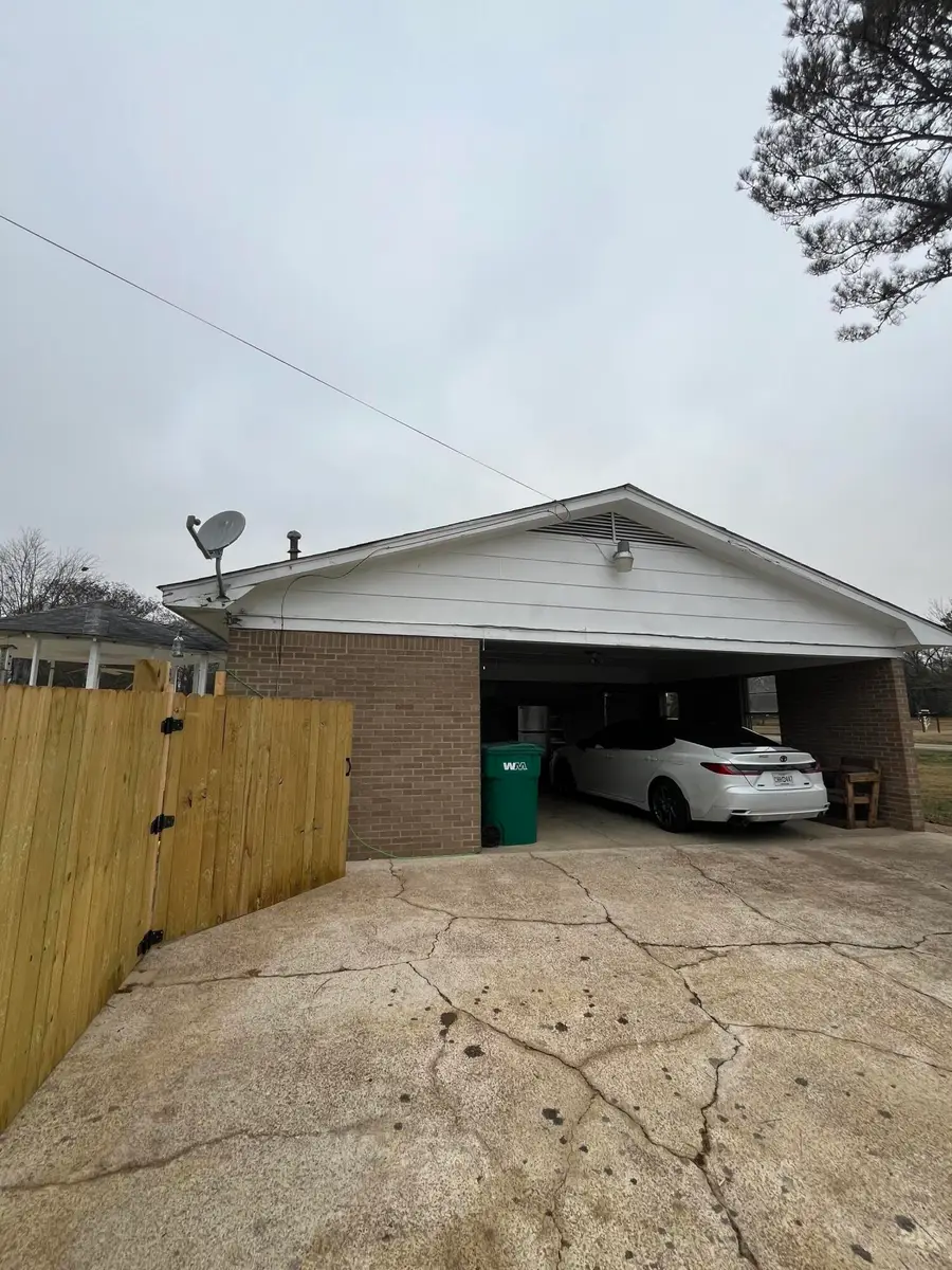 411 Silver St., Okolona, MS 38860 - Image #2