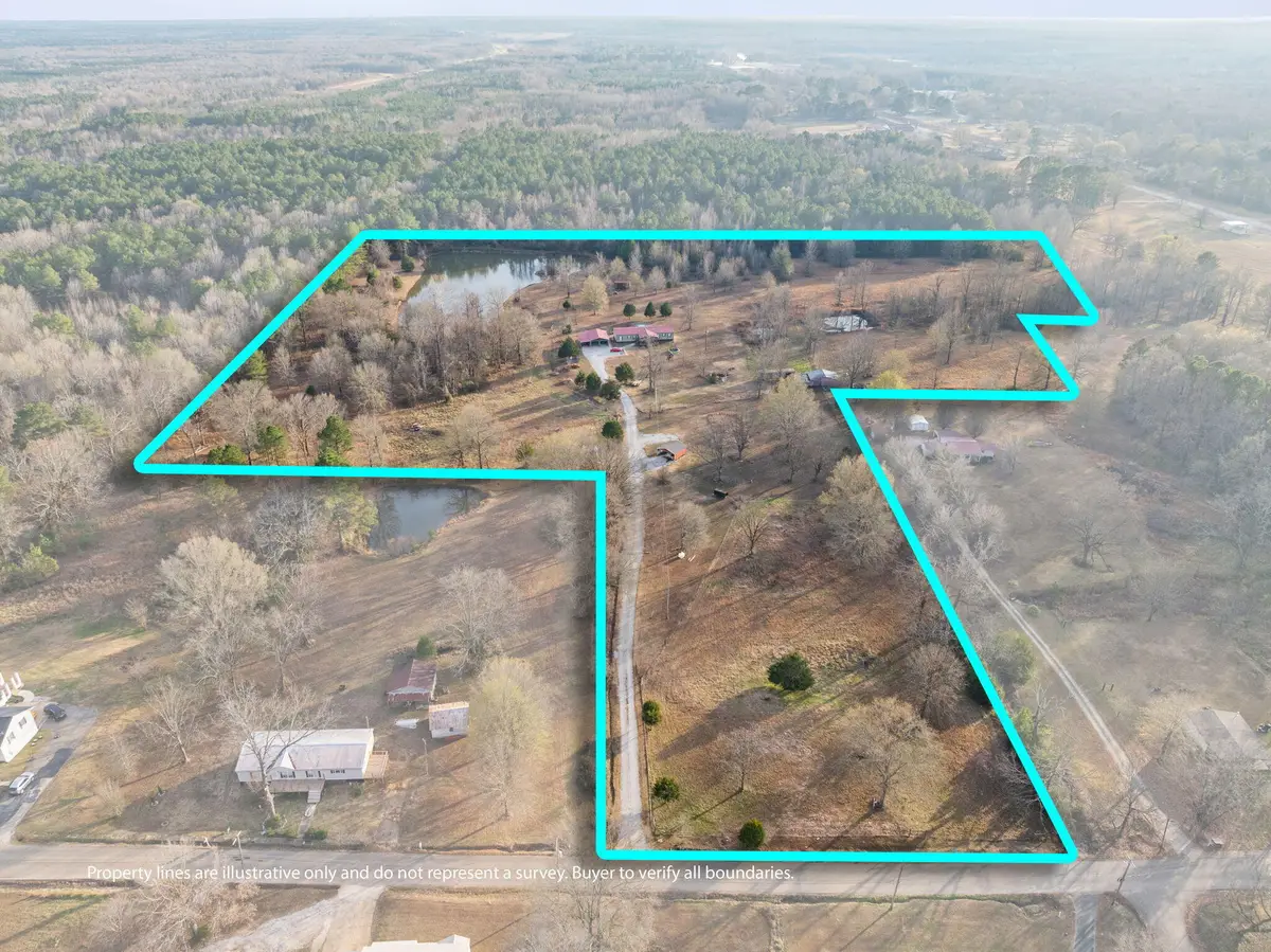 206 East Palmer Street, Blue Mountain, MS 38610 - Image #1