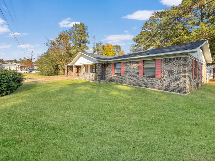 104 Pullen Dr., Aberdeen, MS 39730 - Image #3