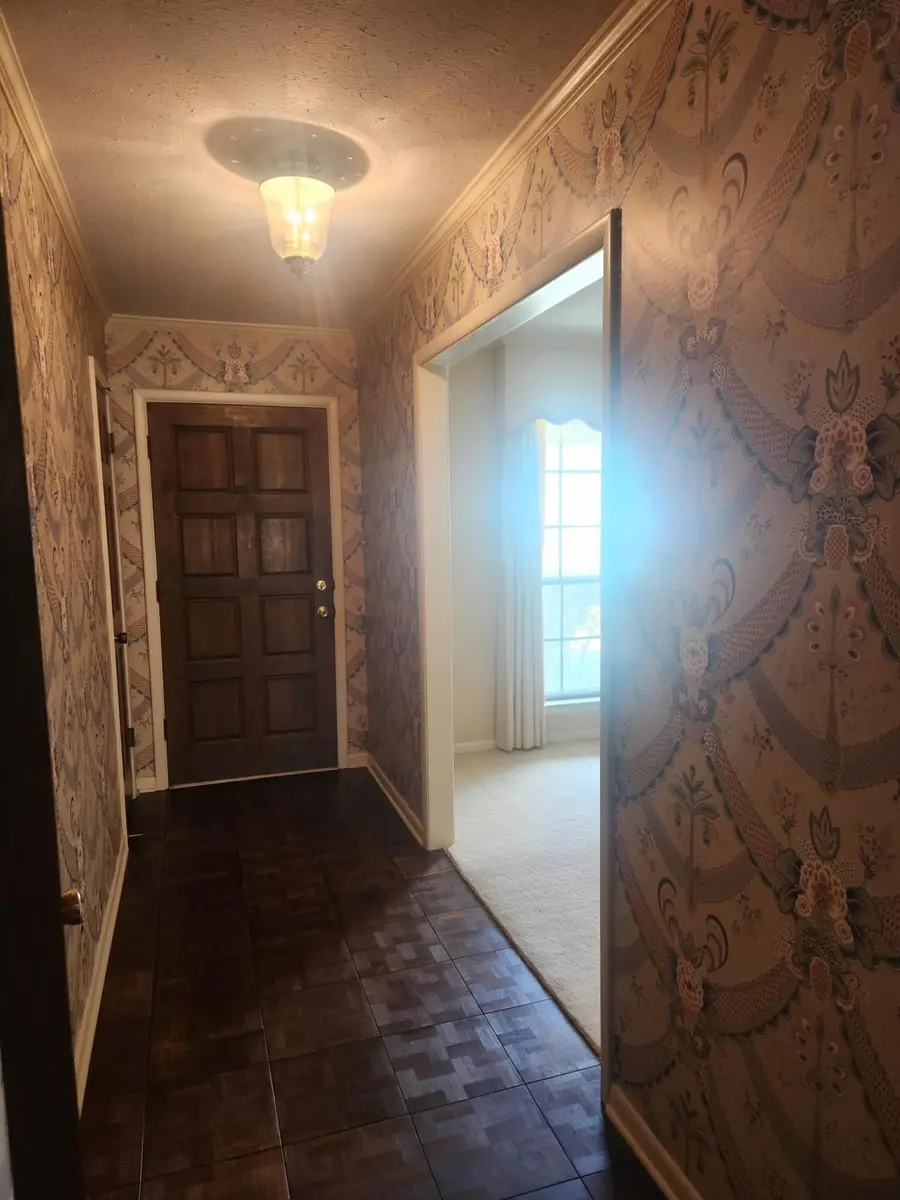 1011 Coolidge Street, Tupelo, MS 38801 - #3