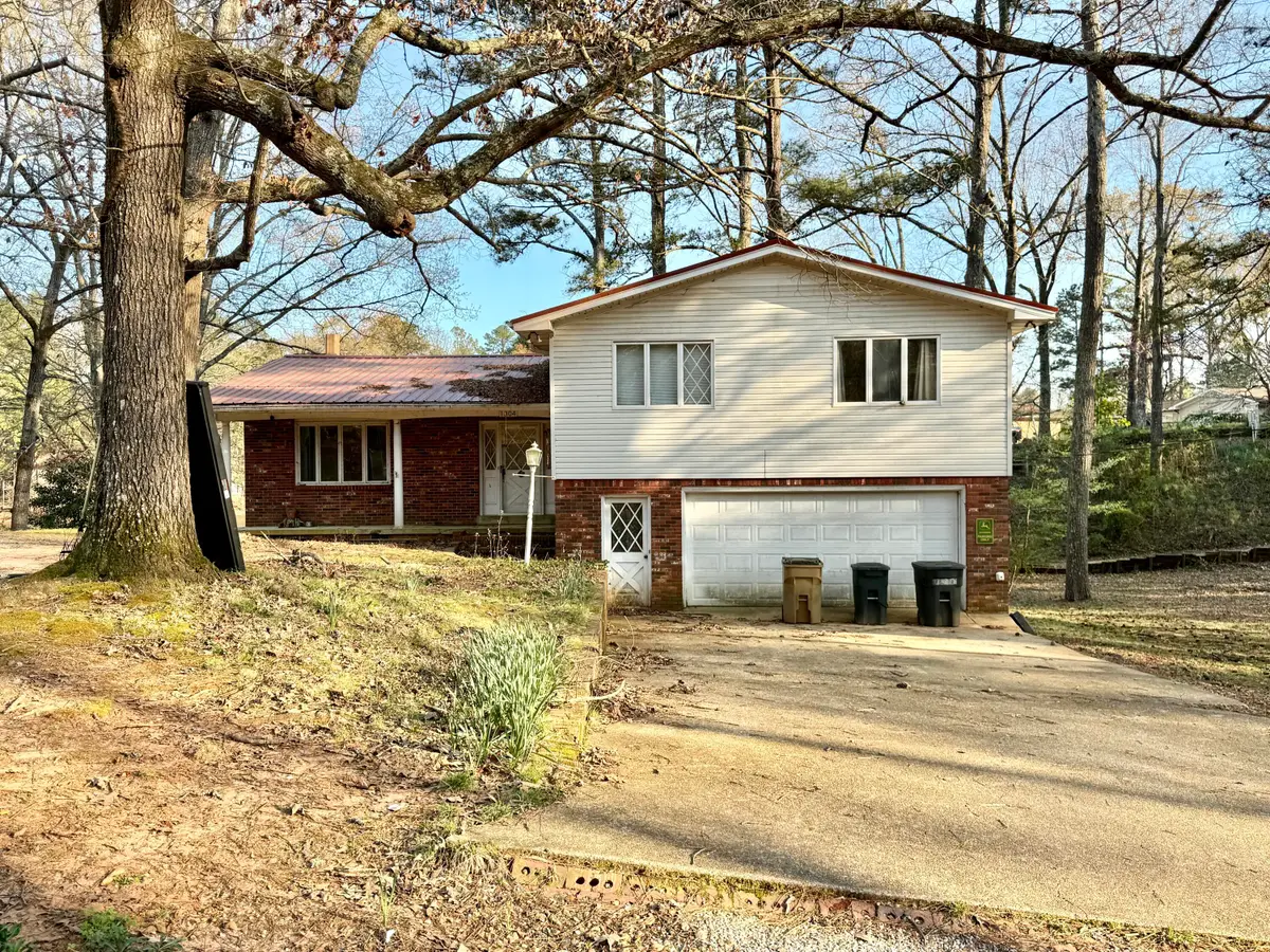 1304 Lake Dr., Fulton, MS 38843 - #1